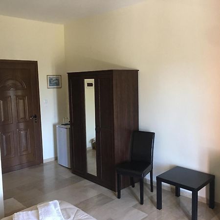 Ágios Matthaíos Pension Skala מראה חיצוני תמונה